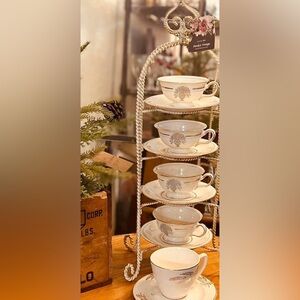 Elegant Cream Metal Tea Cup Saucer Rack Cups & saucer Not sold with tower